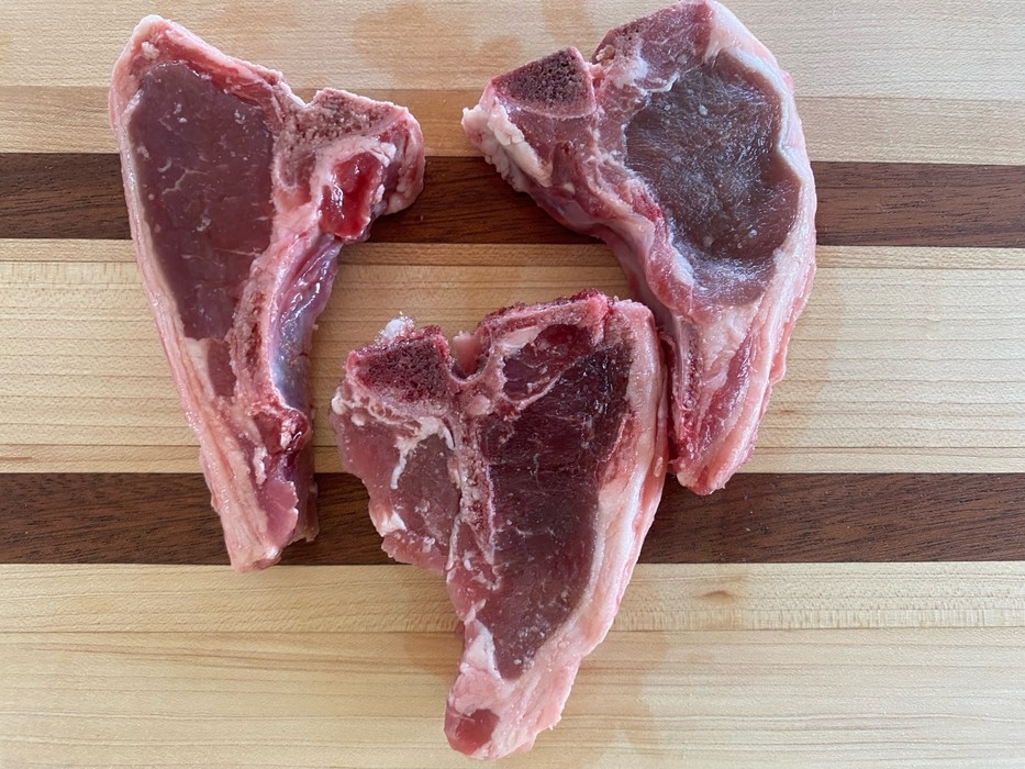 Côtelette d'agneau 1 et 1/2 po (400g-900g)